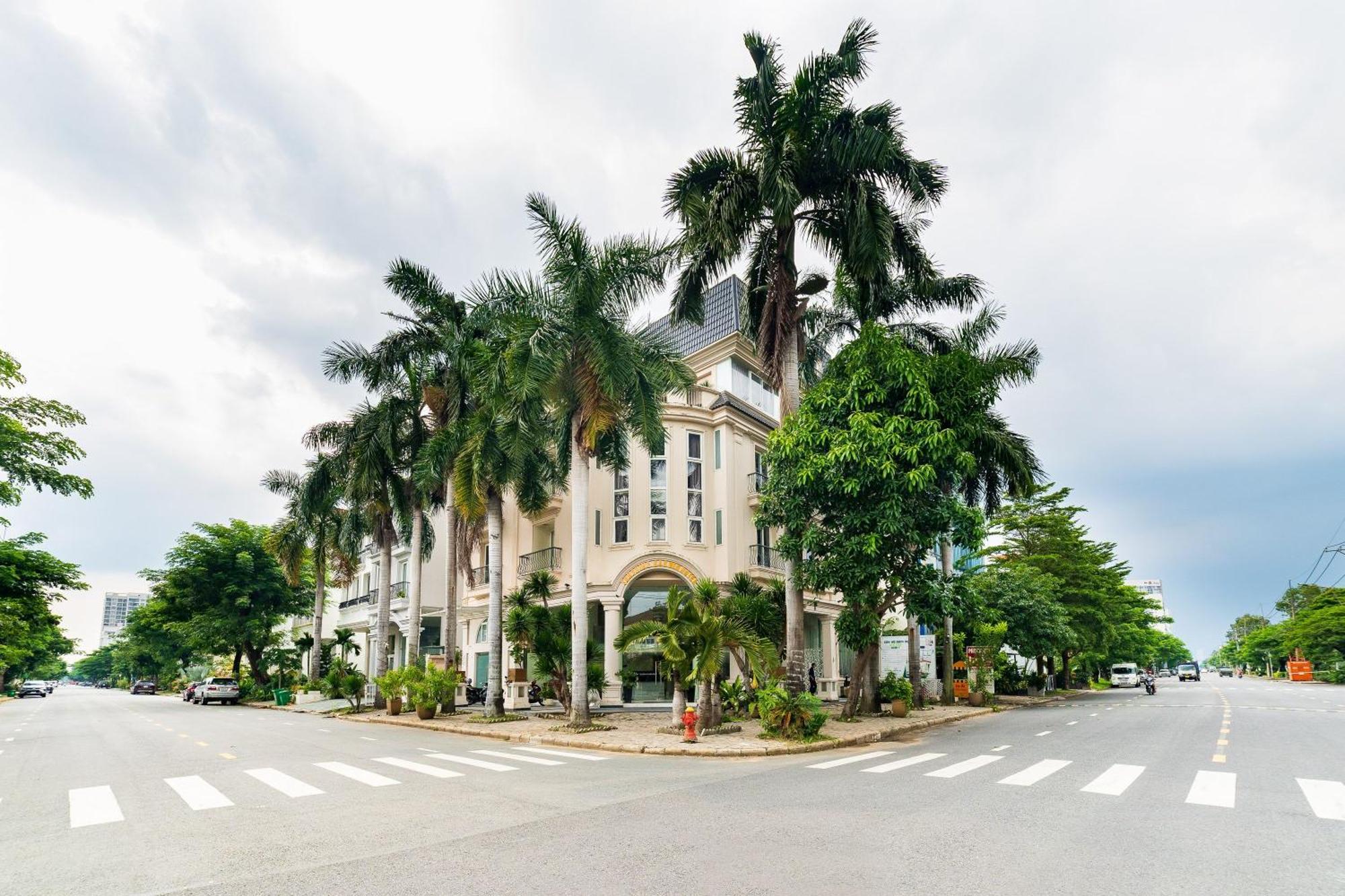 Belvilla Luxury Near Secc Formerly Sunshine Garden